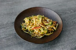MAKARON CURRY