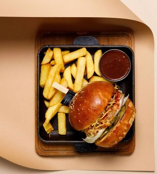 Бургер Pulled Pork Burger гострий (400г)