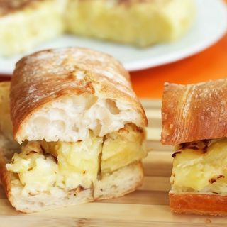 Bocadillo De Tortilla Española