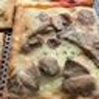 Crostino con mozzarella e porcini al trancio 