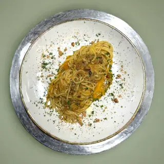 Spaghetti aglio, olio e peperoncino