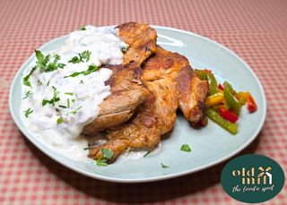 Ceafa porc sos de ciuperci..