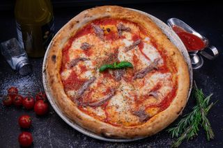 Pizza Napoli Ø 30cm