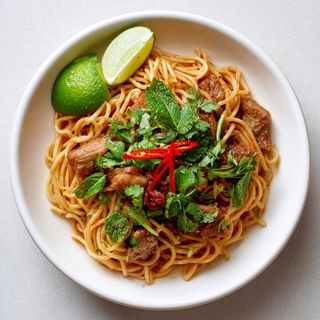 Makaron udon z krewetkami