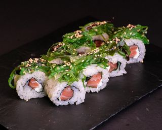 Roll wakame (8 pzs.)