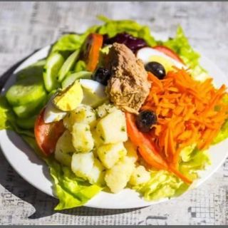 Salade niçoise 
