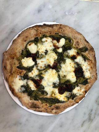 Pizza friarielli provola e 'nduja
