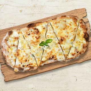 Pinsa Romana Quatro Formaggi