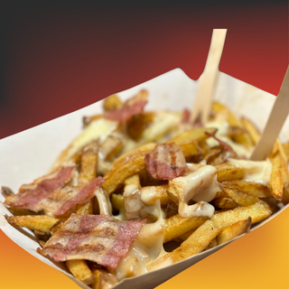 Patatas Fritas Con Raclette y Bacon 