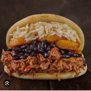 Arepa de pabellon