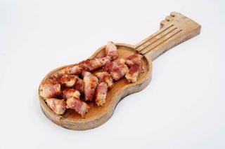 Pileći file u slaninici