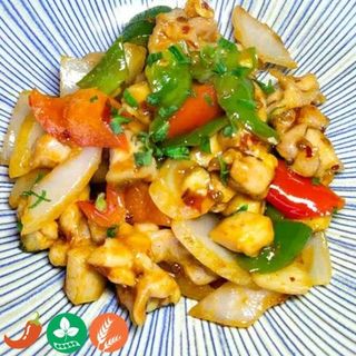 53 Pollo Con Salsa Picante