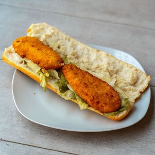 Bocadillo Pechuga Con Bechamel