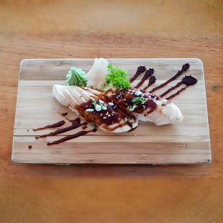 Salmon Tataki Sushi