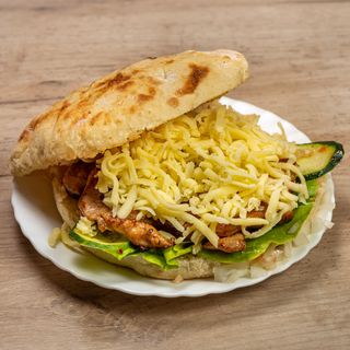 Pileći batak sa kačkavaljem