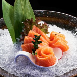 Sake sashimi 