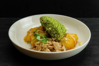 Perch fillet in lime & herbs crust