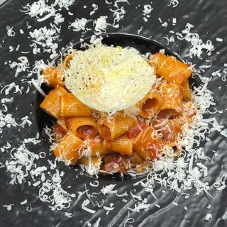 Mezze maniche all'amatriciana