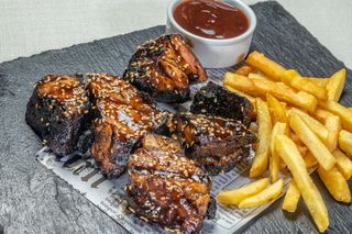 Глазирани свински ребърца (500г)