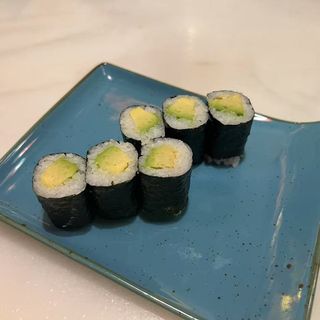 53.Maki De Aguacate (6 Pzs.)