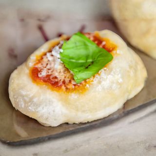 Montanarina con ragù - 2 pezzi