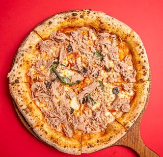 Pizza tonno