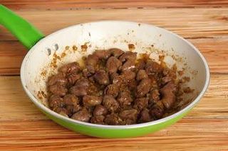 Пилешки сърца по селски (400г)