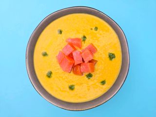 Крем-суп з лосося (330г)