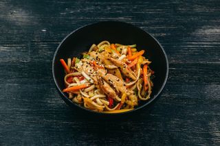 Удон с курицей (350г)