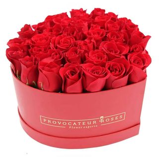 Caja corazón con Rosas rojas 