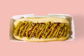 Hot Dog + 5 Toppings Grátis