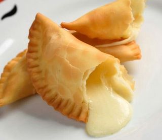 Empanada De Queso (1 Ud.)