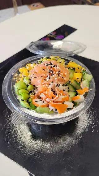 Poke Bowl De Salmón