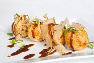 11. Takoyaki (4 Uds.)