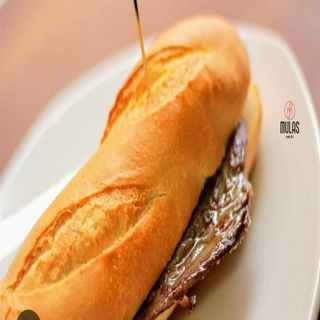 Bocadillo garda con queso