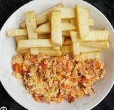 Fried yam & egg sauce with veg