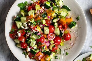 COCUMBER AND TOMATO SALAD WITH NUTS