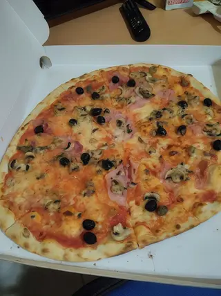 Pizza Normale Capricciosa