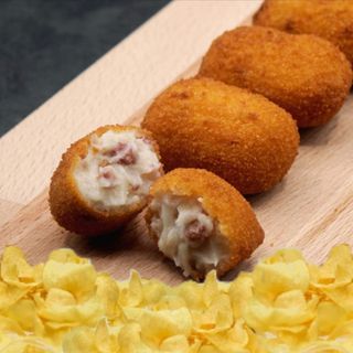 10 Croquetas + Patatas
