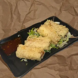 3. Rollitos Crujientes De Marisco (4 Pzs.)