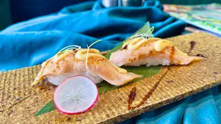 Nigiri Caramel Salmón (2 Uds.)