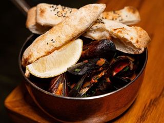 МІДІЇ В ТОМАТНОМУ СОУСІ 0,500Г