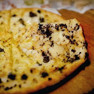 Pizza Tartufa si cartofi