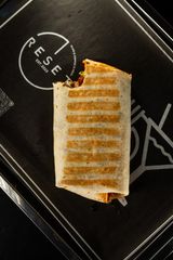 Буріто з креветками в клярі