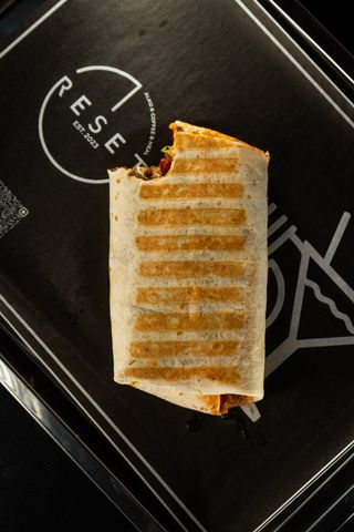 Буріто з креветками в клярі