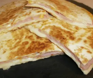 Quesadilla mixta