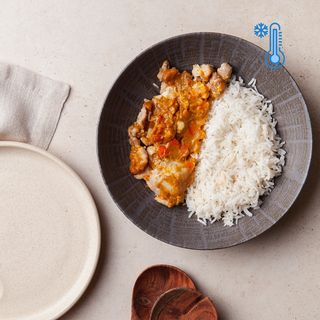 Pollo al curry con arroz