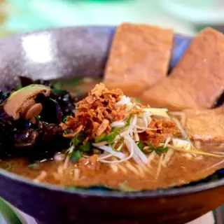 29. Vegetal Miso Ramen