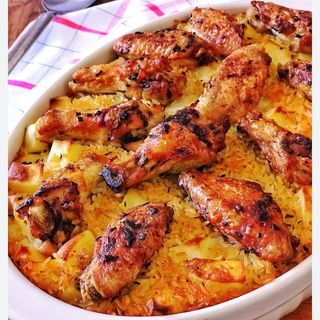 Riso con 4 alette di Pollo + bibite O Aqua 