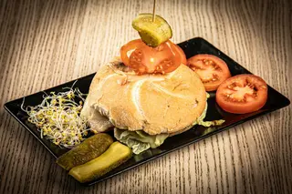Small sandwich